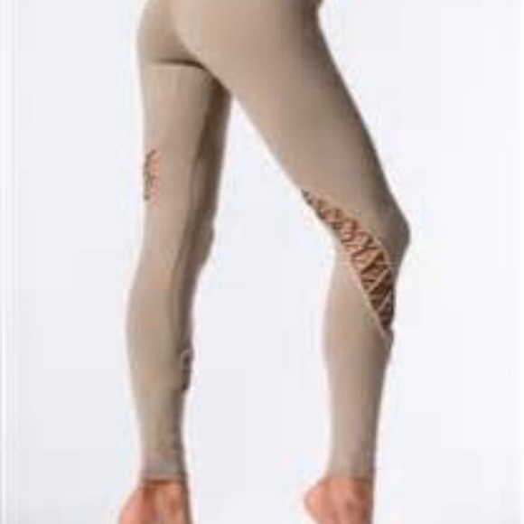 AloYoga Entwine Leggings - Picture 2 of 6
